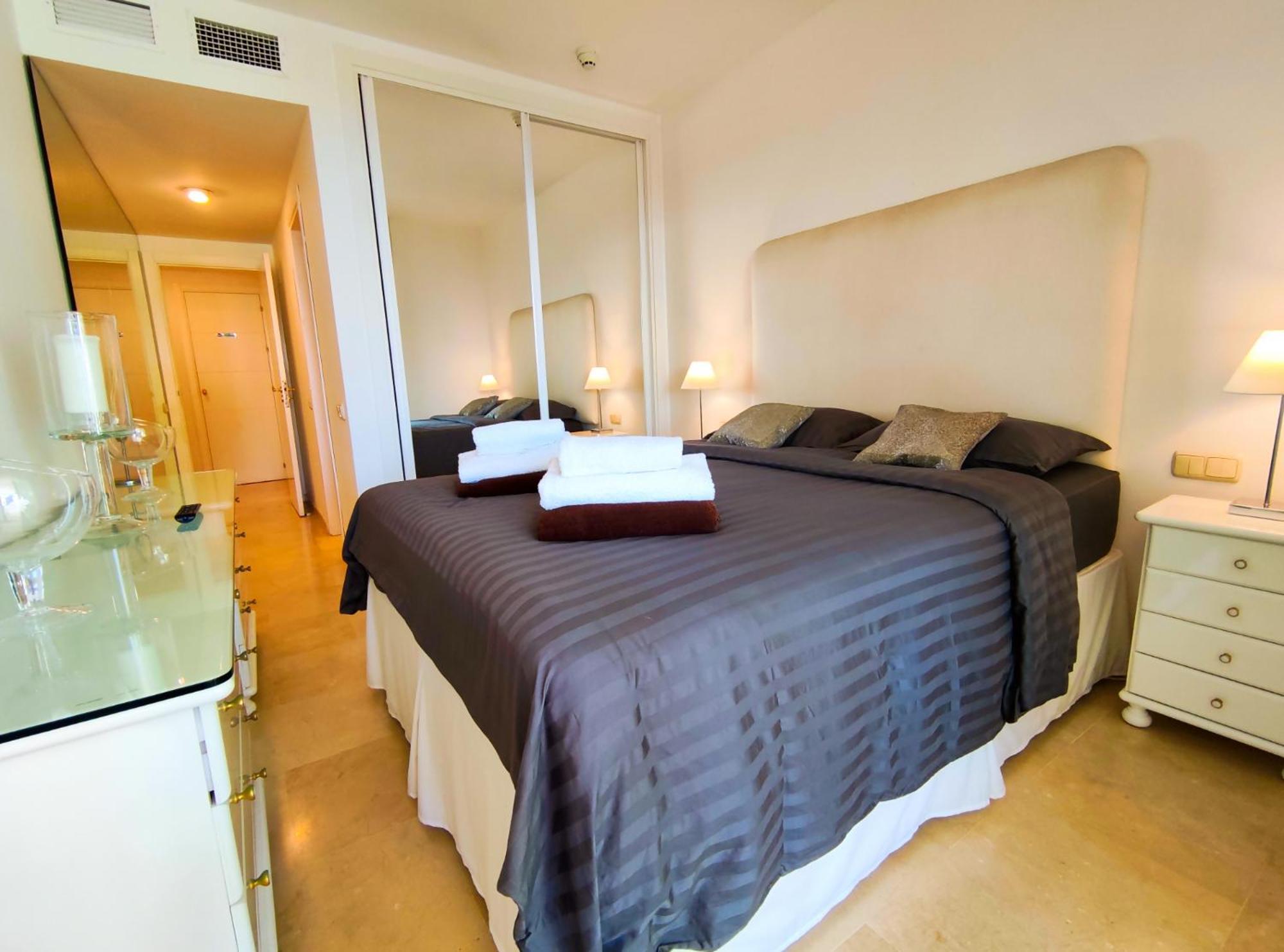 Luxury Frontline Residence Ehhouse Εστεπόνα Εξωτερικό φωτογραφία