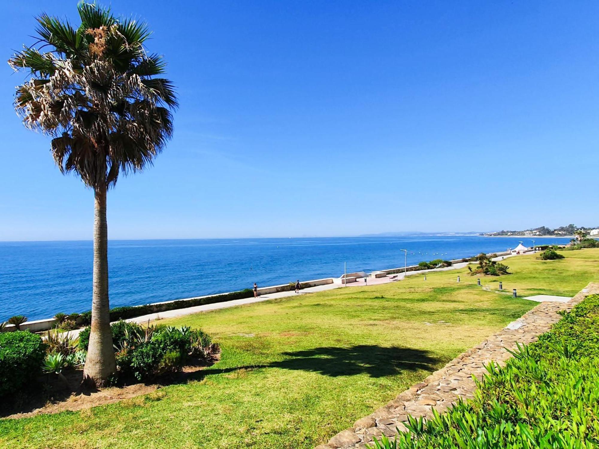 Luxury Frontline Residence Ehhouse Εστεπόνα Εξωτερικό φωτογραφία